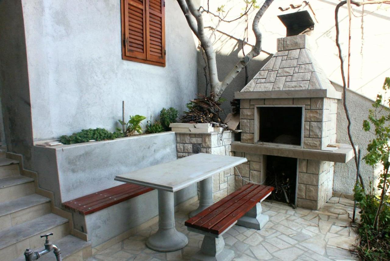 Apartments By The Sea Pisak, Omis - 658 Mimice Exterior photo